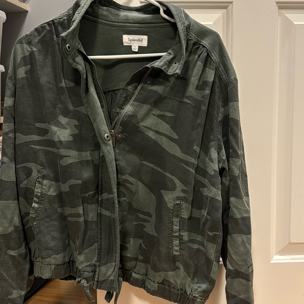 Small camo women’s jacket